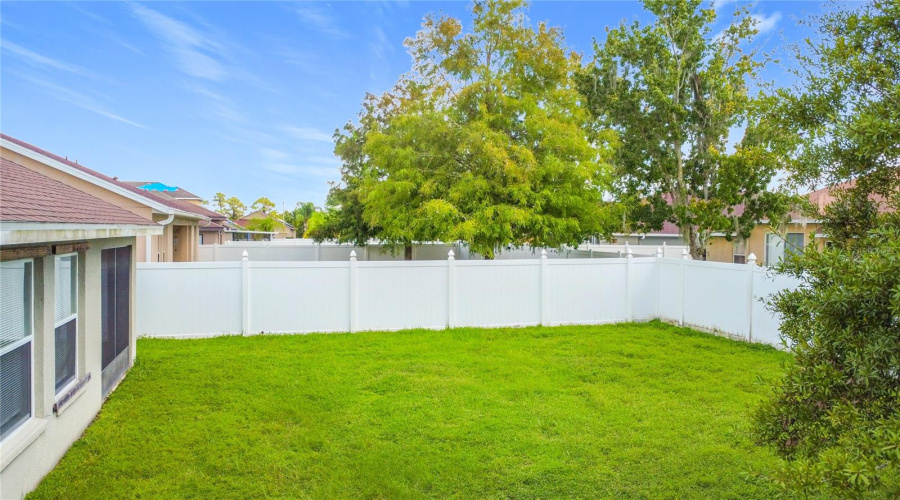 KISSIMMEE, Florida 34746, 4 Bedrooms Bedrooms, ,2 BathroomsBathrooms,Residential,For Sale,EAGLE CLIFF,0,MFRO6341518