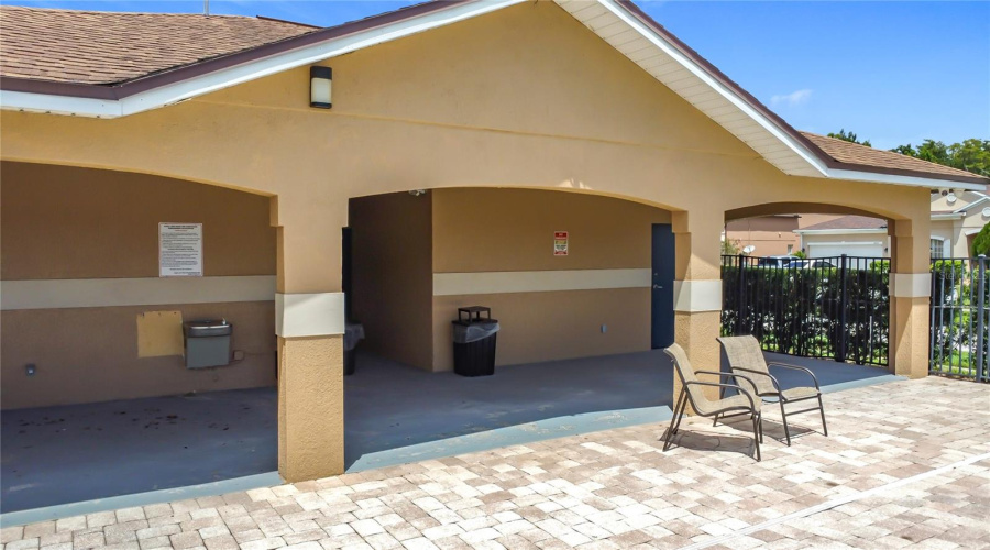 KISSIMMEE, Florida 34746, 4 Bedrooms Bedrooms, ,2 BathroomsBathrooms,Residential,For Sale,EAGLE CLIFF,0,MFRO6341518