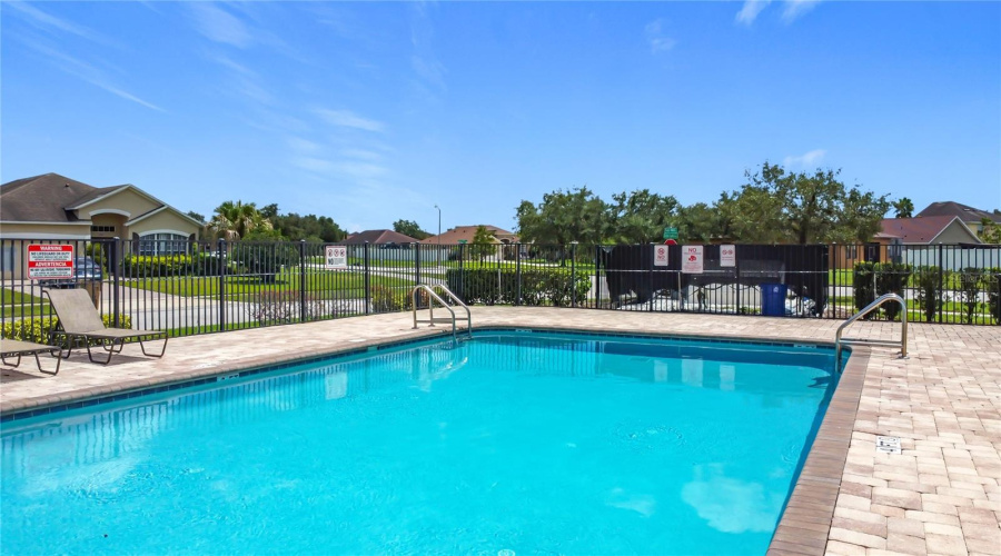 KISSIMMEE, Florida 34746, 4 Bedrooms Bedrooms, ,2 BathroomsBathrooms,Residential,For Sale,EAGLE CLIFF,0,MFRO6341518