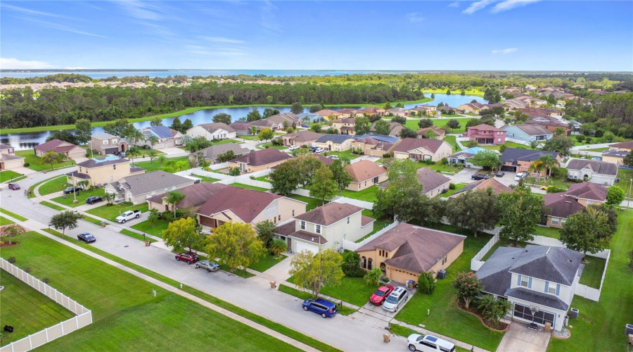 KISSIMMEE, Florida 34746, 4 Bedrooms Bedrooms, ,2 BathroomsBathrooms,Residential,For Sale,EAGLE CLIFF,0,MFRO6341518