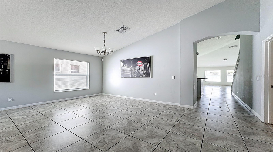 KISSIMMEE, Florida 34746, 4 Bedrooms Bedrooms, ,2 BathroomsBathrooms,Residential,For Sale,EAGLE CLIFF,0,MFRO6341518