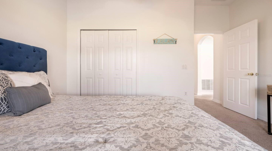 DAVENPORT, Florida 33897, 5 Bedrooms Bedrooms, ,3 BathroomsBathrooms,Residential,For Sale,LANCASTER,0,MFRTB8451603