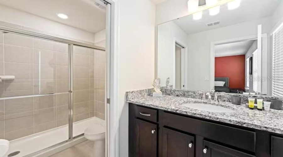 DAVENPORT, Florida 33897, 10 Bedrooms Bedrooms, ,8 BathroomsBathrooms,Residential,For Sale,LANA,0,MFRO6363825