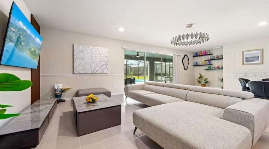 DAVENPORT, Florida 33897, 10 Bedrooms Bedrooms, ,8 BathroomsBathrooms,Residential,For Sale,LANA,0,MFRO6363825