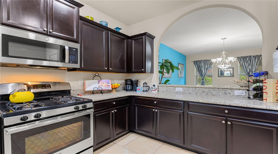 DAVENPORT, Florida 33837, 5 Bedrooms Bedrooms, ,4 BathroomsBathrooms,Residential,For Sale,OAKBOURNE,0,MFRO6362657