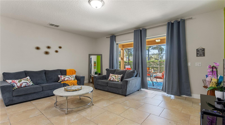 DAVENPORT, Florida 33837, 5 Bedrooms Bedrooms, ,4 BathroomsBathrooms,Residential,For Sale,OAKBOURNE,0,MFRO6362657