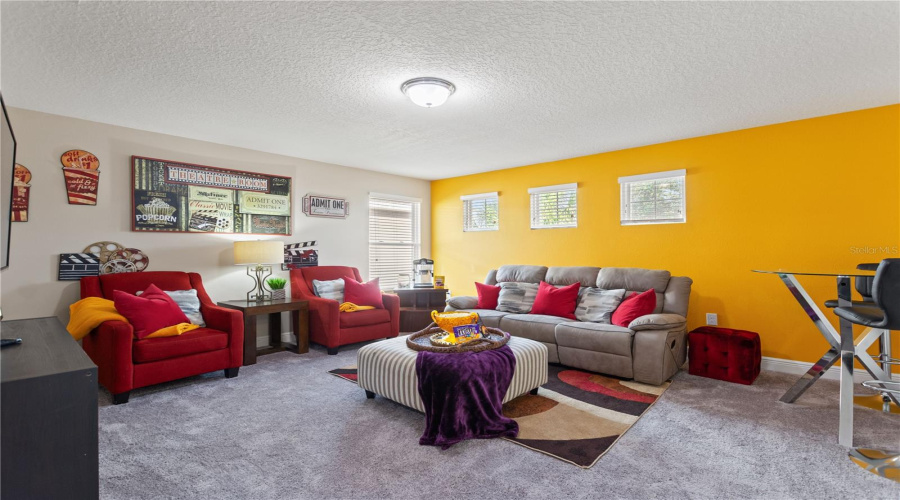 DAVENPORT, Florida 33837, 5 Bedrooms Bedrooms, ,4 BathroomsBathrooms,Residential,For Sale,OAKBOURNE,0,MFRO6362657