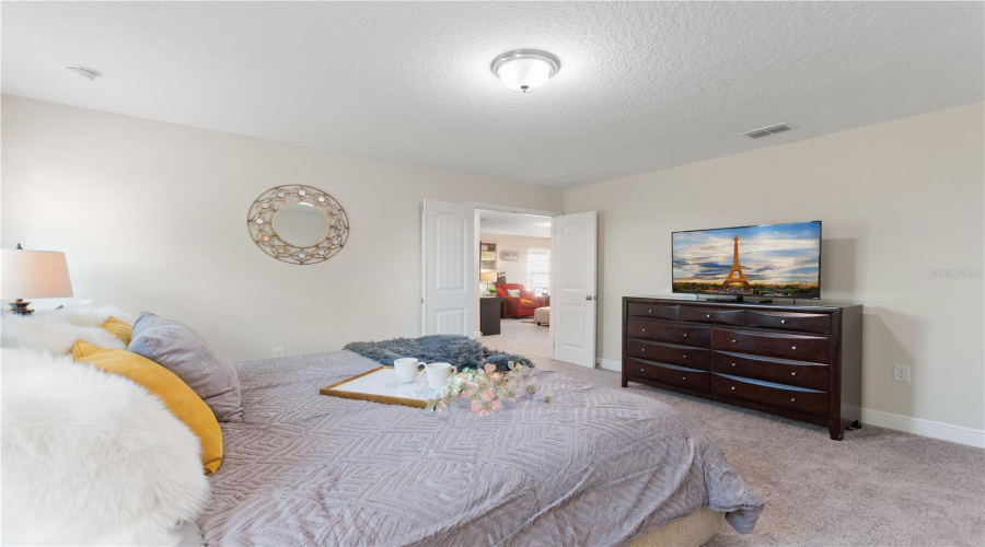 DAVENPORT, Florida 33837, 5 Bedrooms Bedrooms, ,4 BathroomsBathrooms,Residential,For Sale,OAKBOURNE,0,MFRO6362657