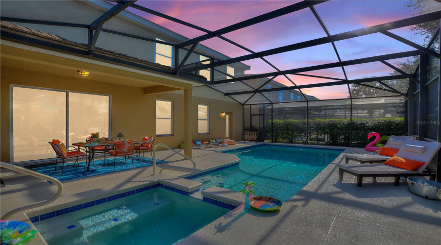 DAVENPORT, Florida 33837, 5 Bedrooms Bedrooms, ,4 BathroomsBathrooms,Residential,For Sale,OAKBOURNE,0,MFRO6362657