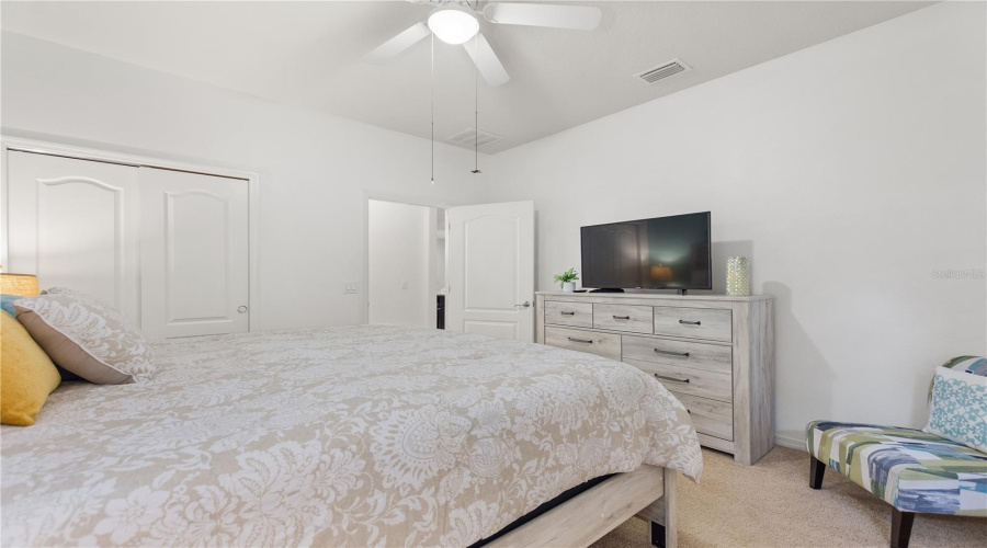 KISSIMMEE, Florida 34747, 7 Bedrooms Bedrooms, ,5 BathroomsBathrooms,Residential,For Sale,NICE CT,0,MFRO6363676