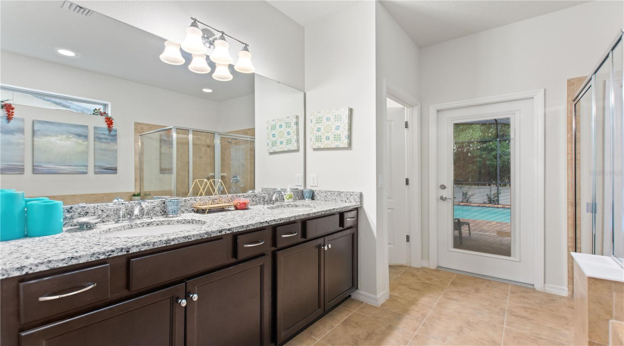 KISSIMMEE, Florida 34747, 7 Bedrooms Bedrooms, ,5 BathroomsBathrooms,Residential,For Sale,NICE CT,0,MFRO6363676