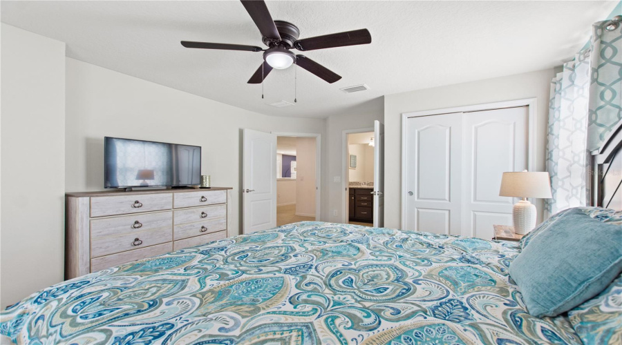 KISSIMMEE, Florida 34747, 7 Bedrooms Bedrooms, ,5 BathroomsBathrooms,Residential,For Sale,NICE CT,0,MFRO6363676