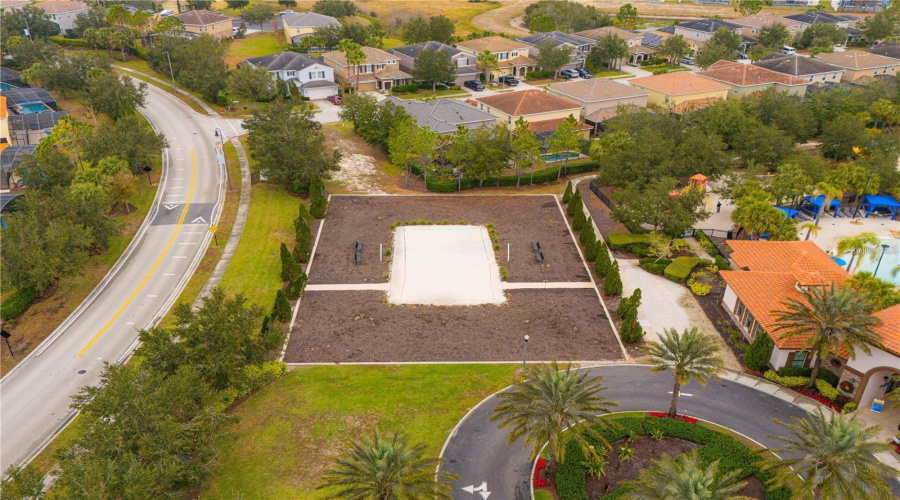 DAVENPORT, Florida 33837, 5 Bedrooms Bedrooms, ,4 BathroomsBathrooms,Residential,For Sale,OAKMOSS,0,MFRO6362792