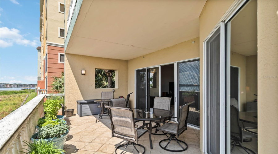 ORLANDO, Florida 32836, 3 Bedrooms Bedrooms, ,2 BathroomsBathrooms,Residential,For Sale,THE ESPLANADE,0,MFRA4651221