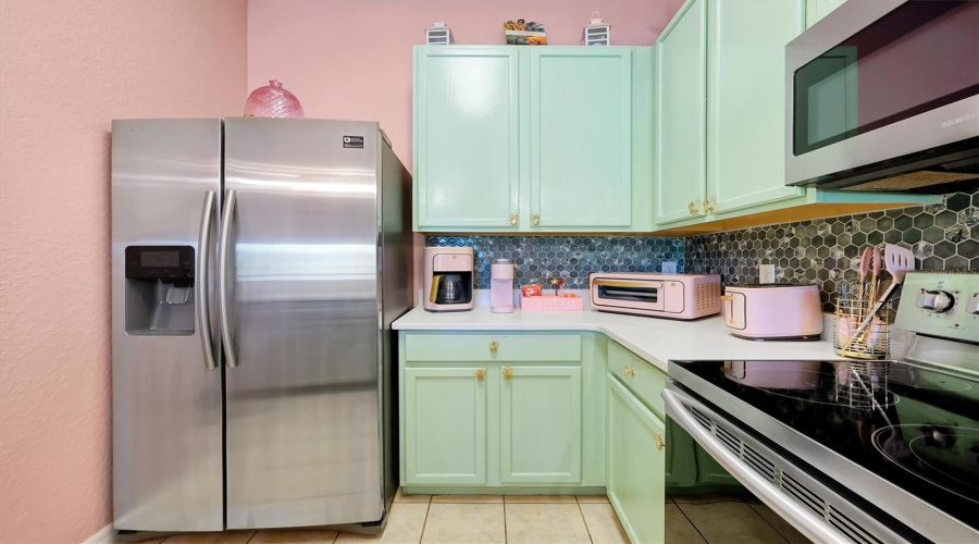 DAVENPORT, Florida 33897, 3 Bedrooms Bedrooms, ,2 BathroomsBathrooms,Residential,For Sale,GRAN BAHAMA,0,MFRO6363790