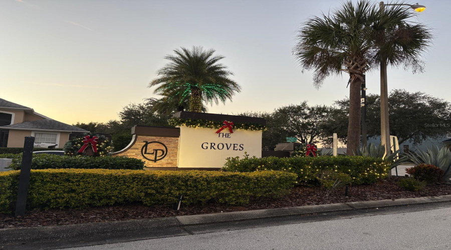 DAVENPORT, Florida 33897, 4 Bedrooms Bedrooms, ,2 BathroomsBathrooms,Residential,For Sale,GRANTHAM,0,MFRO6363846