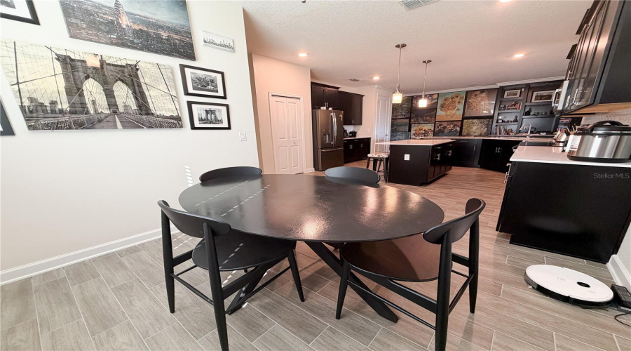 DAVENPORT, Florida 33896, 4 Bedrooms Bedrooms, ,3 BathroomsBathrooms,Residential,For Sale,FALLEN OAK,0,MFRO6363710