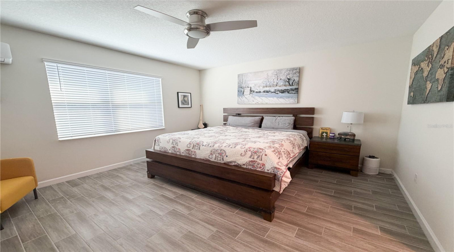 DAVENPORT, Florida 33896, 4 Bedrooms Bedrooms, ,3 BathroomsBathrooms,Residential,For Sale,FALLEN OAK,0,MFRO6363710