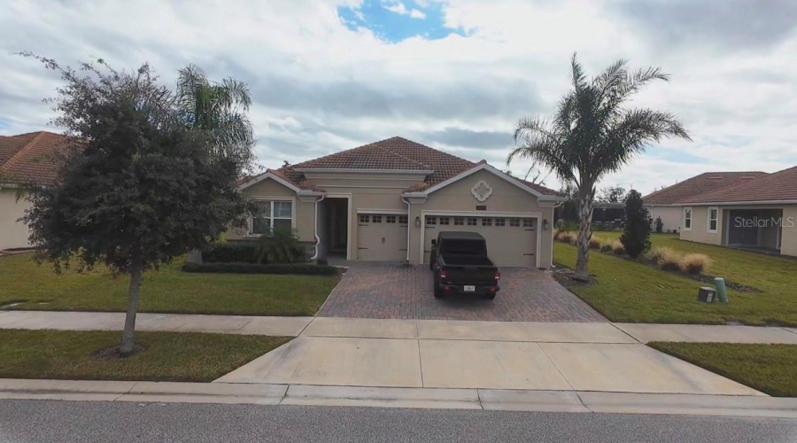 DAVENPORT, Florida 33896, 4 Bedrooms Bedrooms, ,3 BathroomsBathrooms,Residential,For Sale,FALLEN OAK,0,MFRO6363710