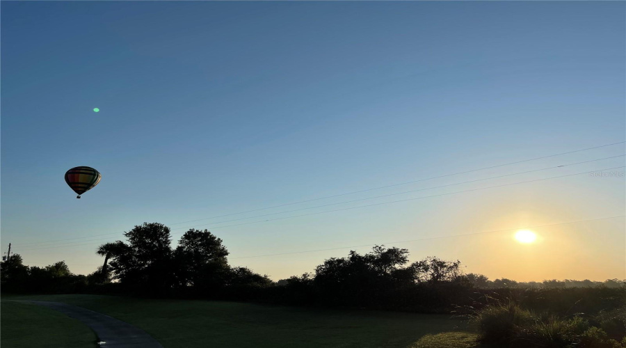 DAVENPORT, Florida 33896, 4 Bedrooms Bedrooms, ,3 BathroomsBathrooms,Residential,For Sale,FALLEN OAK,0,MFRO6363710