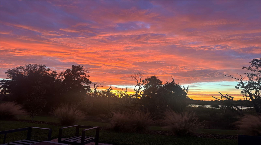 DAVENPORT, Florida 33896, 4 Bedrooms Bedrooms, ,3 BathroomsBathrooms,Residential,For Sale,FALLEN OAK,0,MFRO6363710