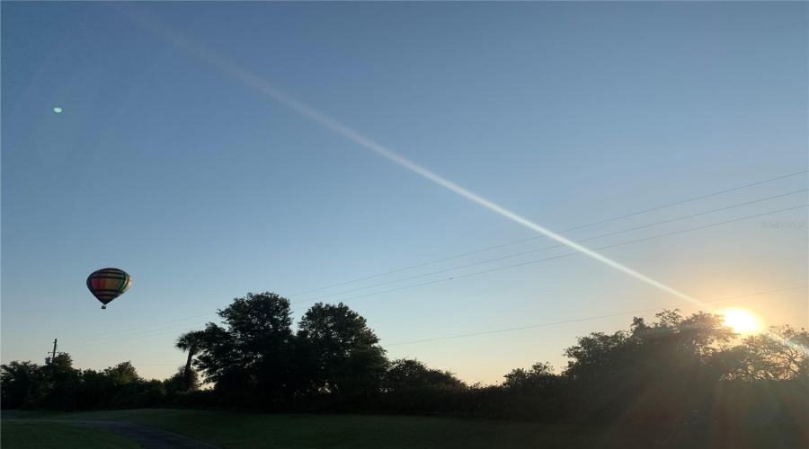 DAVENPORT, Florida 33896, 4 Bedrooms Bedrooms, ,3 BathroomsBathrooms,Residential,For Sale,FALLEN OAK,0,MFRO6363710