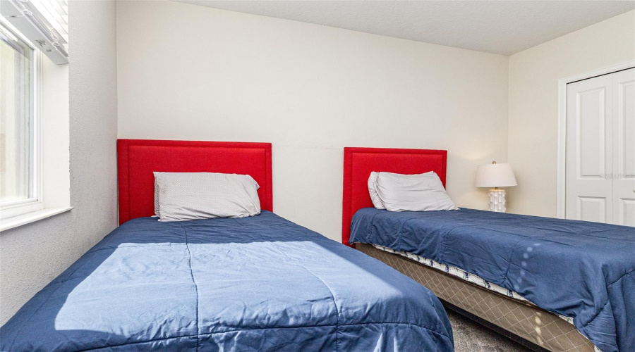 DAVENPORT, Florida 33896, 2 Bedrooms Bedrooms, ,2 BathroomsBathrooms,Residential,For Sale,OCEAN COURSE,0,MFRO6363488