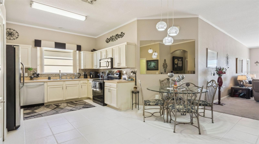 DAVENPORT, Florida 33897, 4 Bedrooms Bedrooms, ,3 BathroomsBathrooms,Residential,For Sale,BIRKDALE,0,MFRS5139357