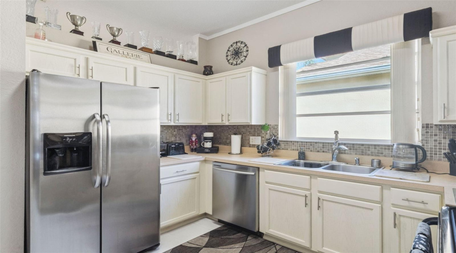 DAVENPORT, Florida 33897, 4 Bedrooms Bedrooms, ,3 BathroomsBathrooms,Residential,For Sale,BIRKDALE,0,MFRS5139357