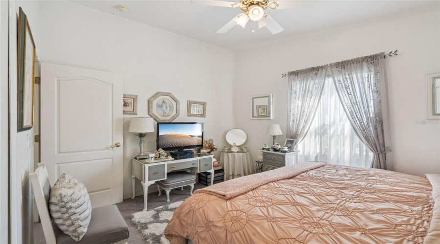 DAVENPORT, Florida 33897, 4 Bedrooms Bedrooms, ,3 BathroomsBathrooms,Residential,For Sale,BIRKDALE,0,MFRS5139357