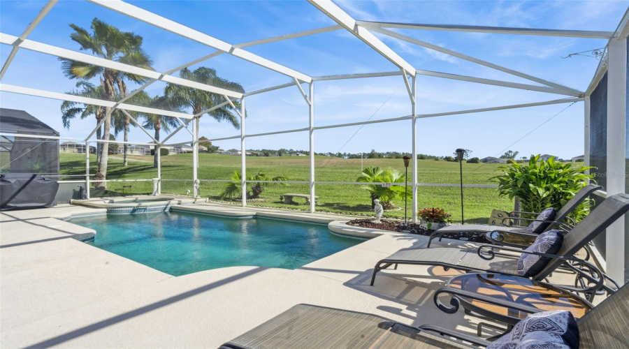 DAVENPORT, Florida 33897, 4 Bedrooms Bedrooms, ,3 BathroomsBathrooms,Residential,For Sale,BIRKDALE,0,MFRS5139357