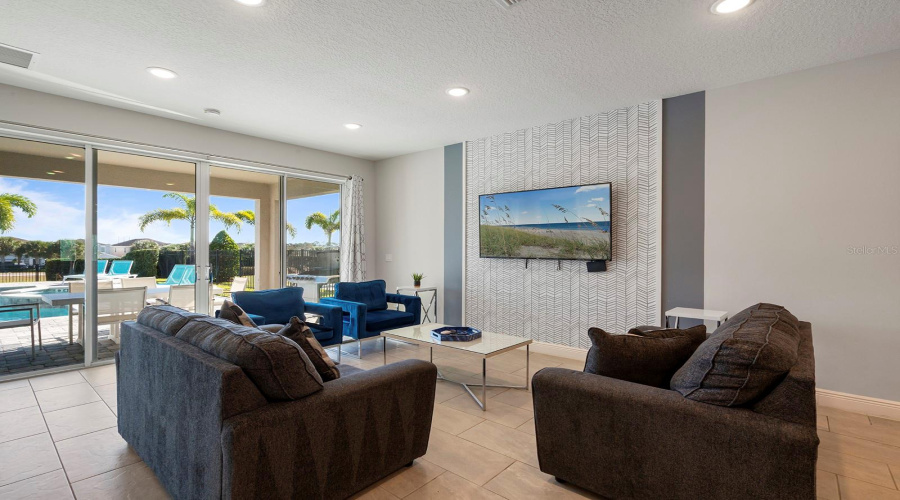 KISSIMMEE, Florida 34747, 6 Bedrooms Bedrooms, ,6 BathroomsBathrooms,Residential,For Sale,SOUTHFIELD,0,MFRO6362283