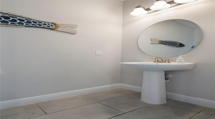 KISSIMMEE, Florida 34747, 6 Bedrooms Bedrooms, ,6 BathroomsBathrooms,Residential,For Sale,SOUTHFIELD,0,MFRO6362283