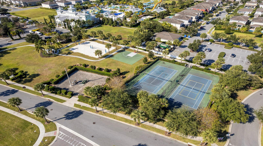 KISSIMMEE, Florida 34747, 6 Bedrooms Bedrooms, ,6 BathroomsBathrooms,Residential,For Sale,SOUTHFIELD,0,MFRO6362283