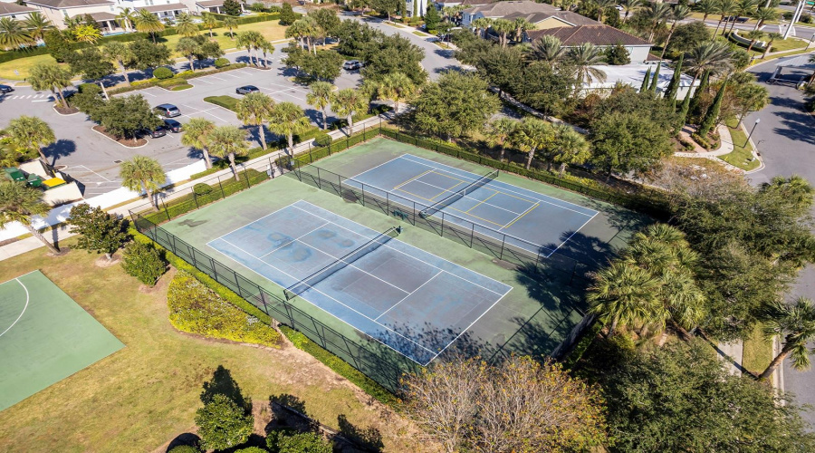 KISSIMMEE, Florida 34747, 6 Bedrooms Bedrooms, ,6 BathroomsBathrooms,Residential,For Sale,SOUTHFIELD,0,MFRO6362283