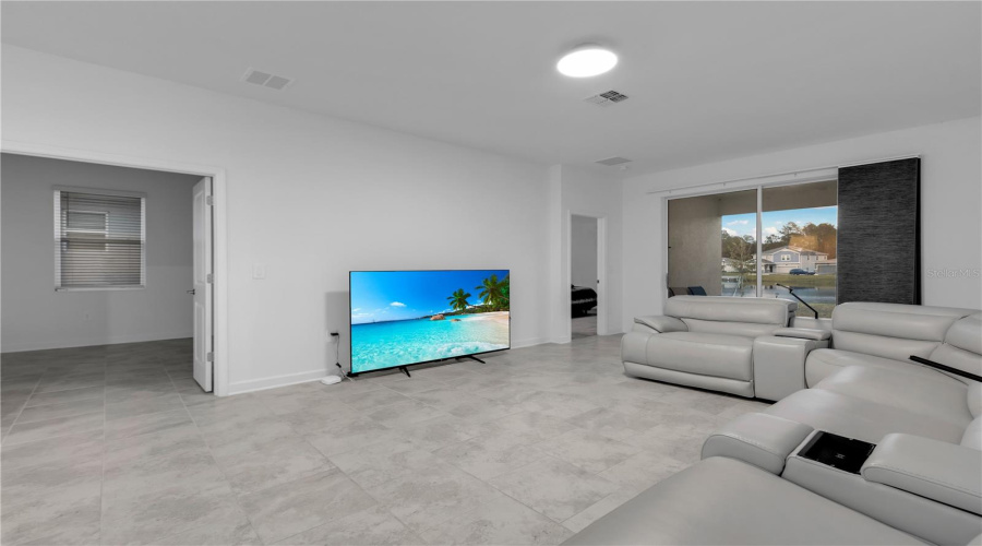 DAVENPORT, Florida 33837, 4 Bedrooms Bedrooms, ,3 BathroomsBathrooms,Residential,For Sale,CAMDEN,0,MFRO6364038