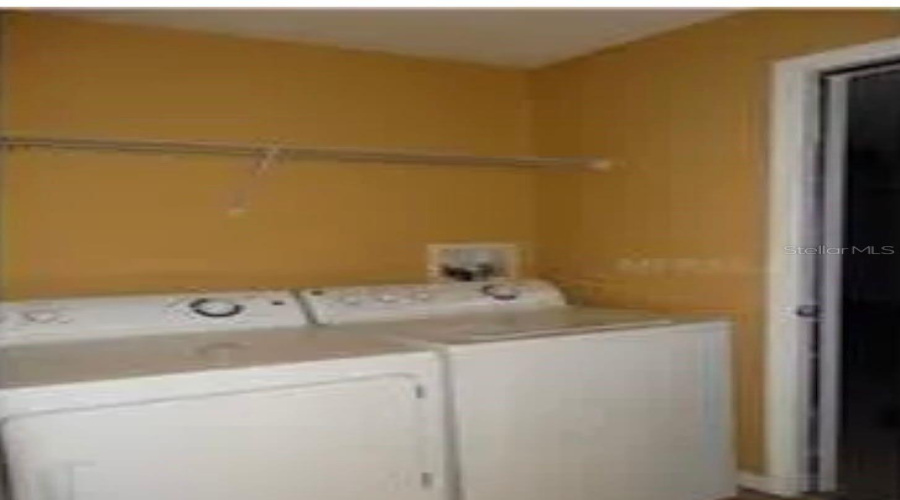 DAVENPORT, Florida 33897, 4 Bedrooms Bedrooms, ,2 BathroomsBathrooms,Residential,For Sale,BRAYTON,0,MFRTB8452579