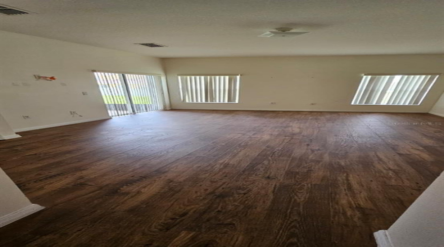 KISSIMMEE, Florida 34746, 3 Bedrooms Bedrooms, ,2 BathroomsBathrooms,Residential,For Sale,BOWFIN,0,MFRS5139477