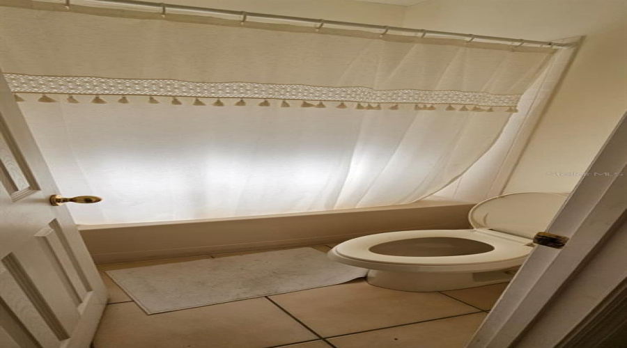 KISSIMMEE, Florida 34746, 3 Bedrooms Bedrooms, ,2 BathroomsBathrooms,Residential,For Sale,BOWFIN,0,MFRS5139477