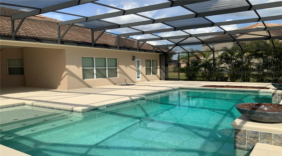 KISSIMMEE, Florida 34746, 5 Bedrooms Bedrooms, ,4 BathroomsBathrooms,Residential,For Sale,VALLEYVIEW,0,MFRS5139305