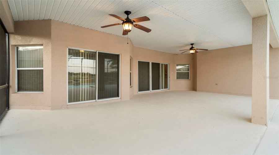 KISSIMMEE, Florida 34746, 5 Bedrooms Bedrooms, ,4 BathroomsBathrooms,Residential,For Sale,VALLEYVIEW,0,MFRS5139305