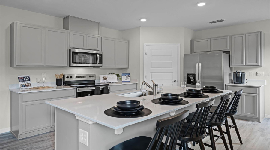 DAVENPORT, Florida 33837, 4 Bedrooms Bedrooms, ,2 BathroomsBathrooms,Residential,For Sale,MOLERA,0,MFRO6364073