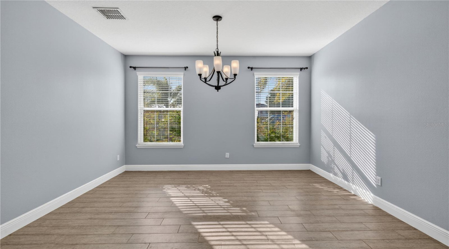 DAVENPORT, Florida 33837, 4 Bedrooms Bedrooms, ,3 BathroomsBathrooms,Residential,For Sale,LEXINGTON,0,MFRO6364267