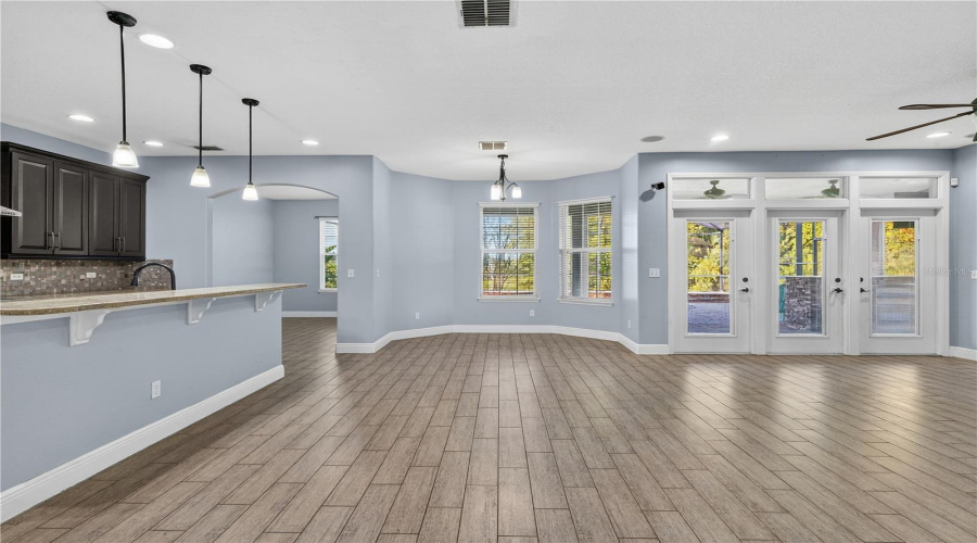 DAVENPORT, Florida 33837, 4 Bedrooms Bedrooms, ,3 BathroomsBathrooms,Residential,For Sale,LEXINGTON,0,MFRO6364267