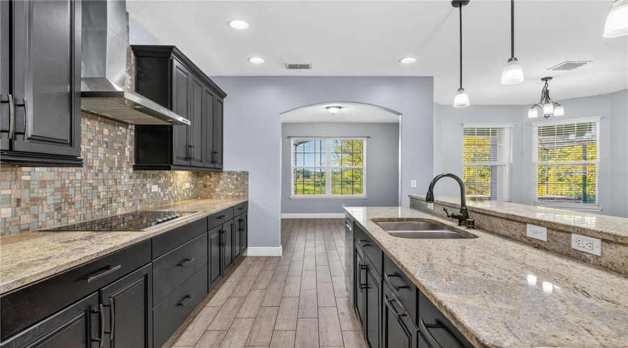 DAVENPORT, Florida 33837, 4 Bedrooms Bedrooms, ,3 BathroomsBathrooms,Residential,For Sale,LEXINGTON,0,MFRO6364267