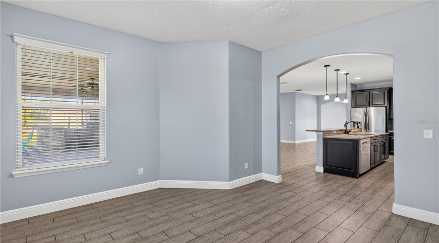 DAVENPORT, Florida 33837, 4 Bedrooms Bedrooms, ,3 BathroomsBathrooms,Residential,For Sale,LEXINGTON,0,MFRO6364267