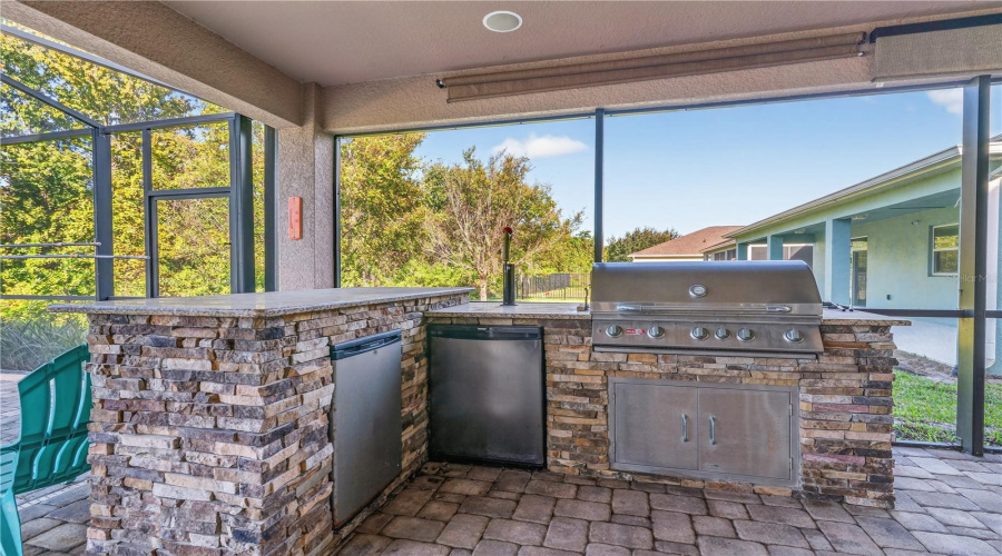 DAVENPORT, Florida 33837, 4 Bedrooms Bedrooms, ,3 BathroomsBathrooms,Residential,For Sale,LEXINGTON,0,MFRO6364267