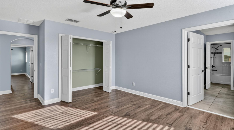 DAVENPORT, Florida 33837, 4 Bedrooms Bedrooms, ,3 BathroomsBathrooms,Residential,For Sale,LEXINGTON,0,MFRO6364267