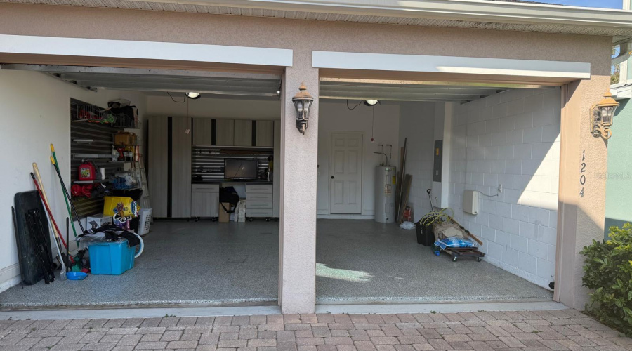 DAVENPORT, Florida 33837, 4 Bedrooms Bedrooms, ,3 BathroomsBathrooms,Residential,For Sale,LEXINGTON,0,MFRO6364267