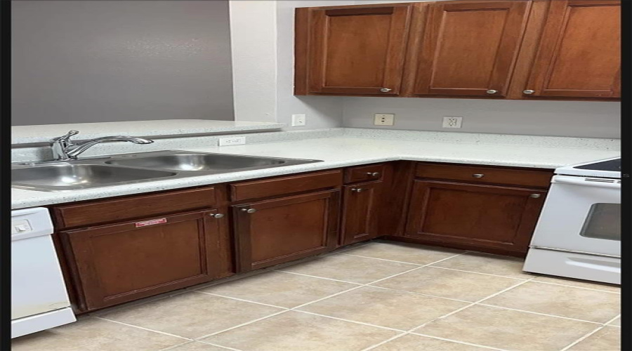 KISSIMMEE, Florida 34747, 3 Bedrooms Bedrooms, ,2 BathroomsBathrooms,Residential,For Sale,FELTRIM,0,MFRS5139487